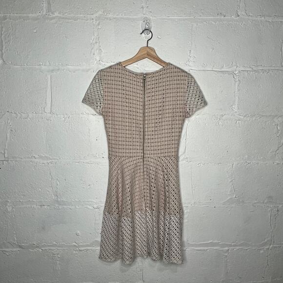 BCBGMaxAzria Women's White Cream Elyze Lace Color Blocked A-Line V-Neck Dress XS - Picture 3 of 8